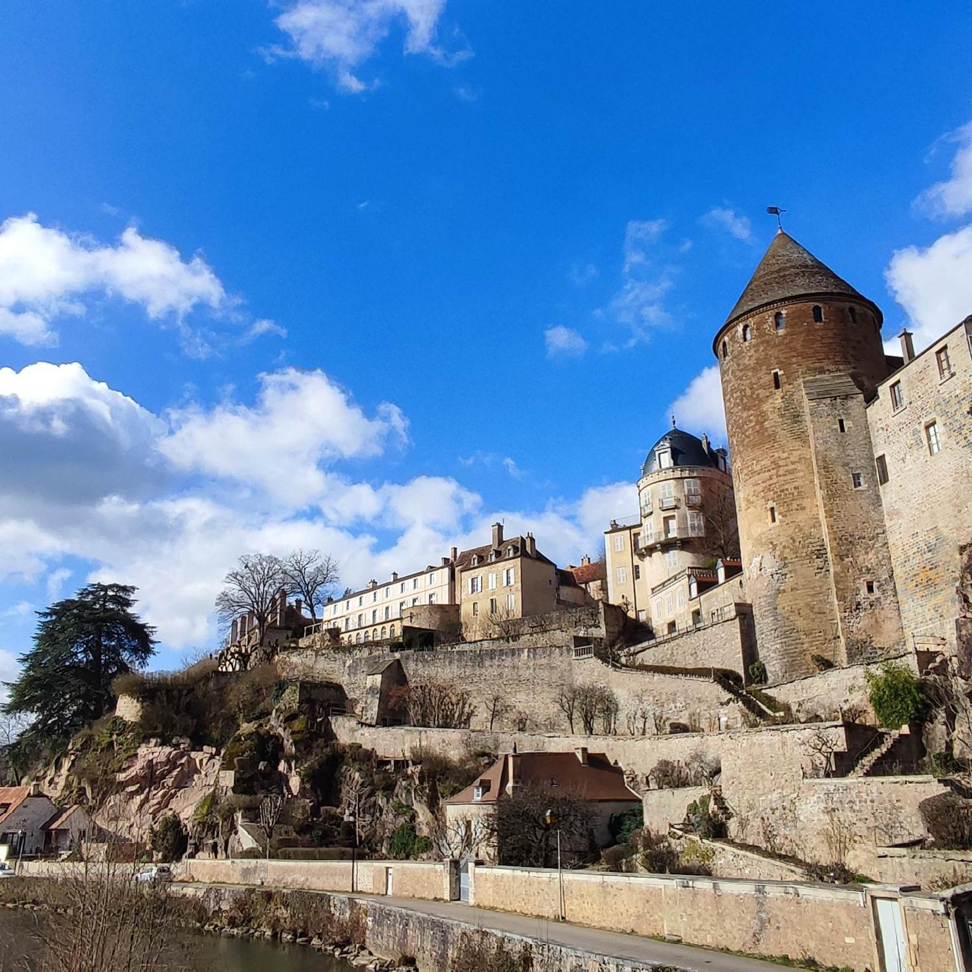 Locn'Roll Apartment Semur-en-Auxois Ngoại thất bức ảnh